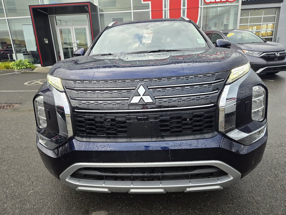 Mitsubishi Outlander Plug-In Hybrid LE 2025-1