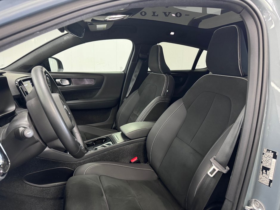 2022 Volvo C40 Recharge Pure Electric ULTIMATE-6