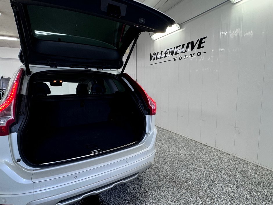 2016 Volvo XC60 T5 SPECIAL EDITION PREMIER-4