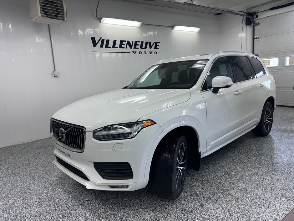 2020 Volvo XC90 MOMENTUM-0