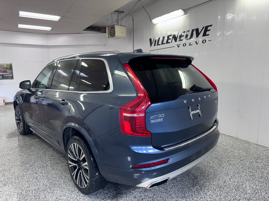 2020 Volvo XC90 T6 AWD Momentum (7-Seat)-3
