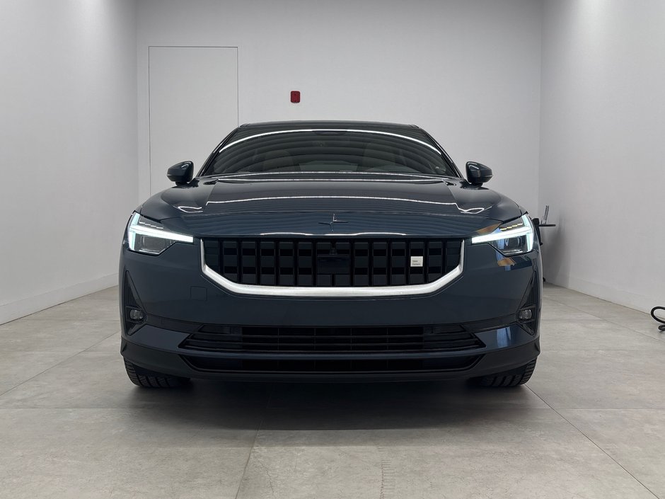 2022 Polestar 2 BASE-1