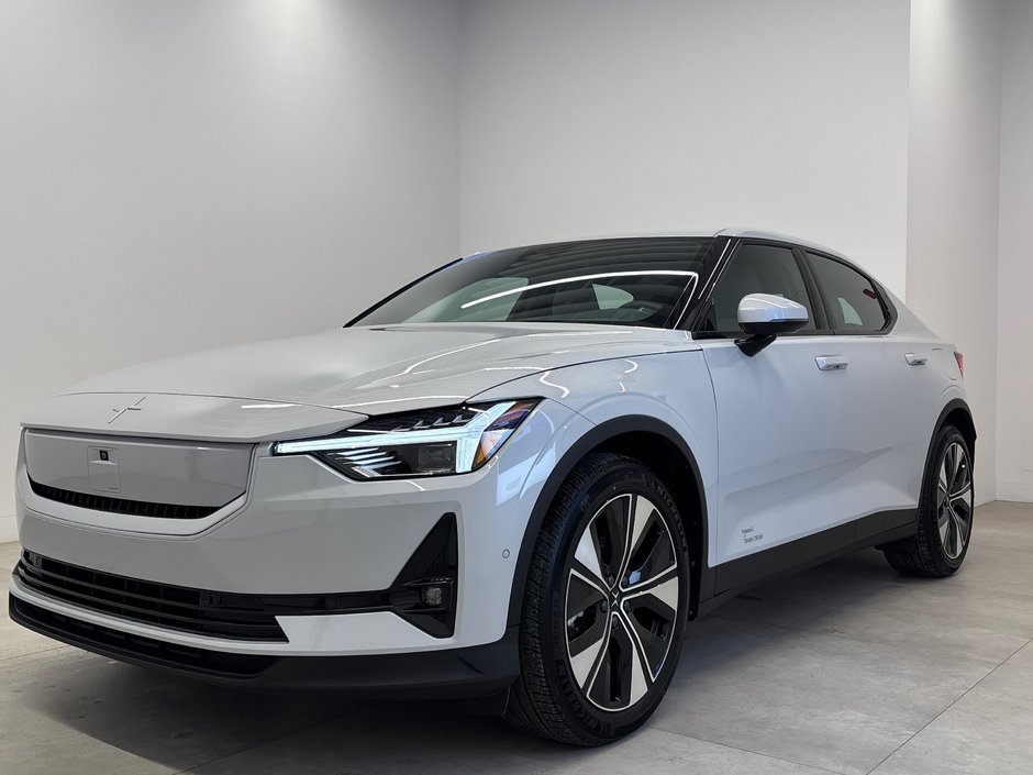 Polestar 2 BASE 2024 à Laval, Québec