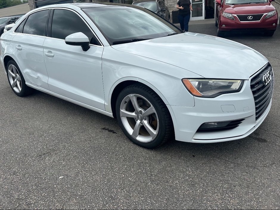 Audi A3  2015-0