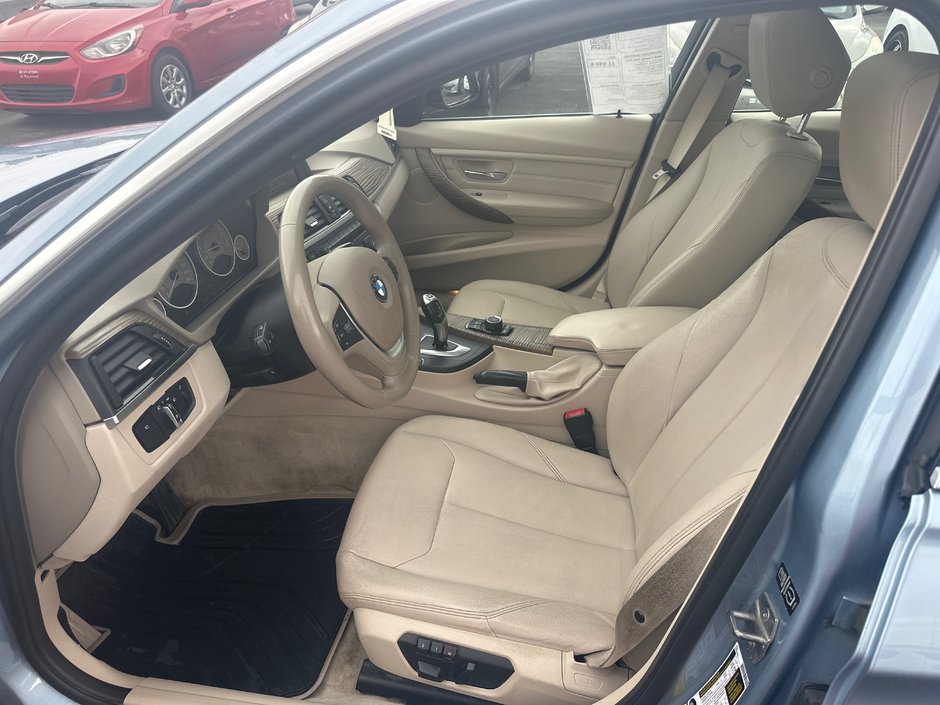 BMW 3 Series 328i 2013-9