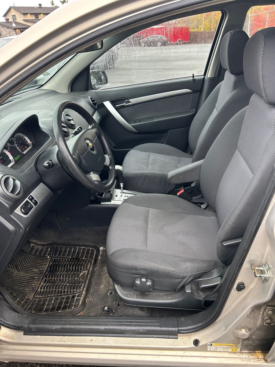 Chevrolet Aveo LT 2011-10