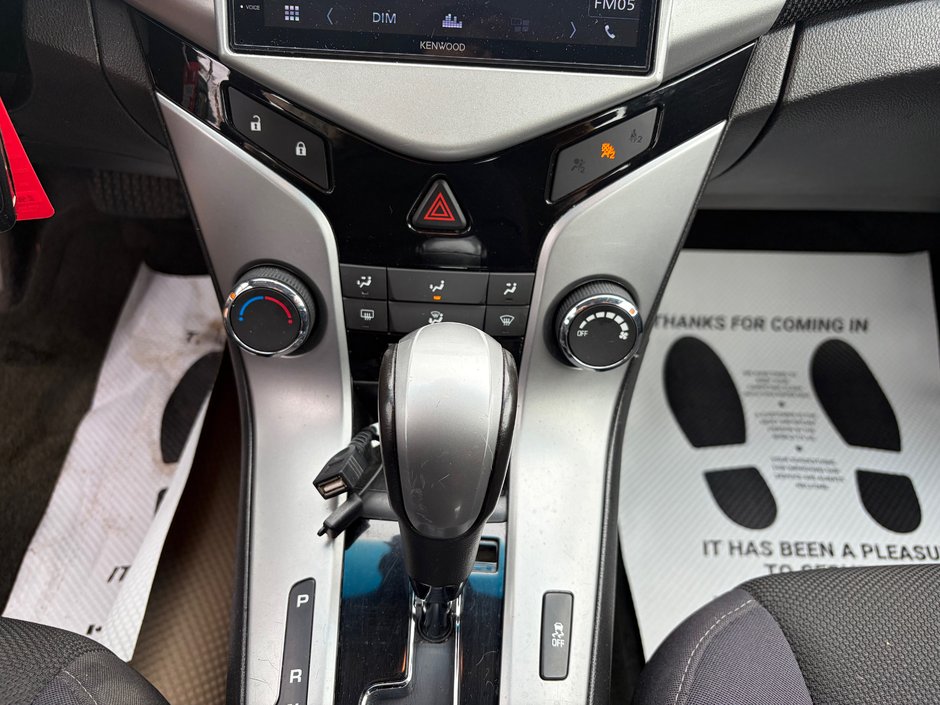 2013 Chevrolet Cruze LT Turbo-4