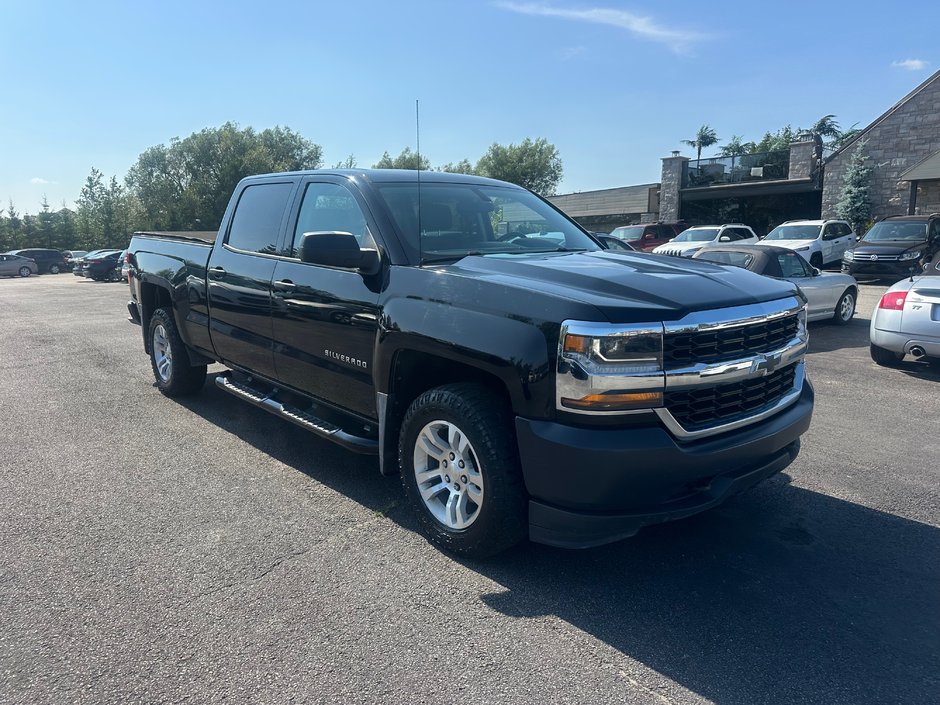 Chevrolet Silverado 1500 LS 2018-0