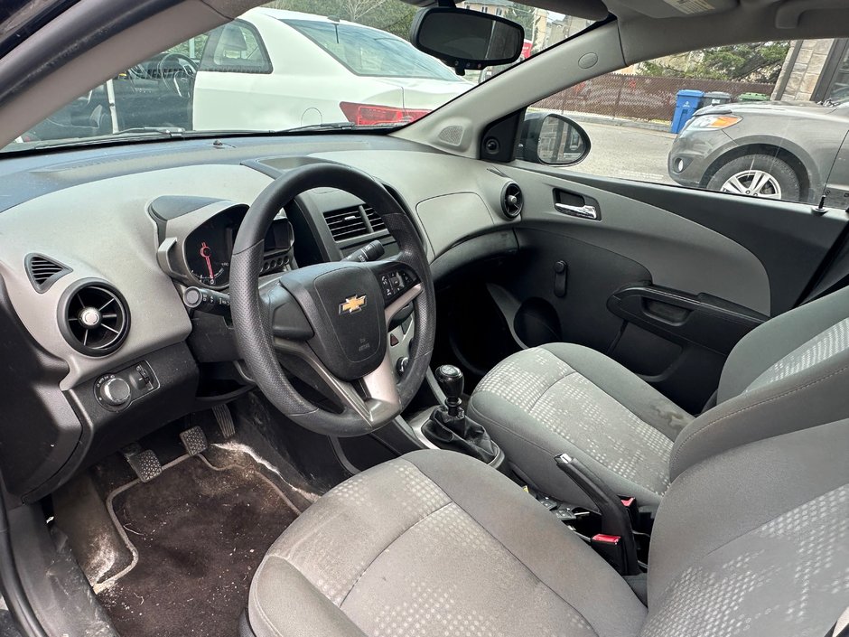 2013 Chevrolet Sonic LS-11