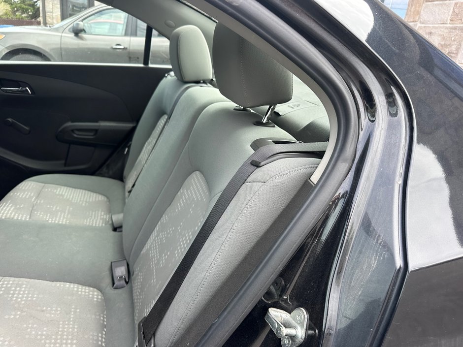 2013 Chevrolet Sonic LS-4