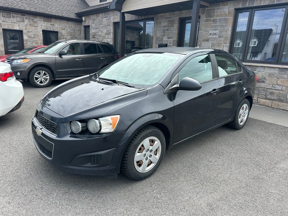 2013 Chevrolet Sonic LS-1