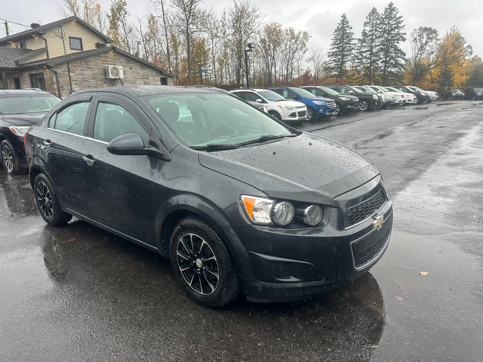 Chevrolet Sonic LT 2014-0