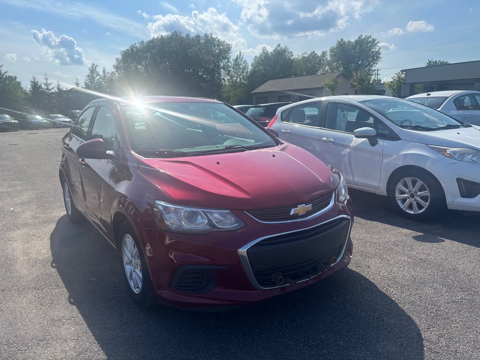 Chevrolet Sonic LT 2017-0