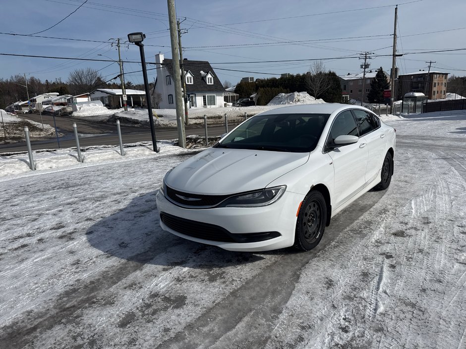 2016 Chrysler 200 LX-1