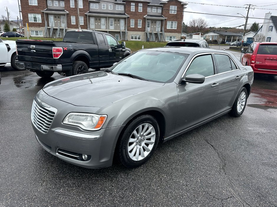 Chrysler 300 Touring 2012-1