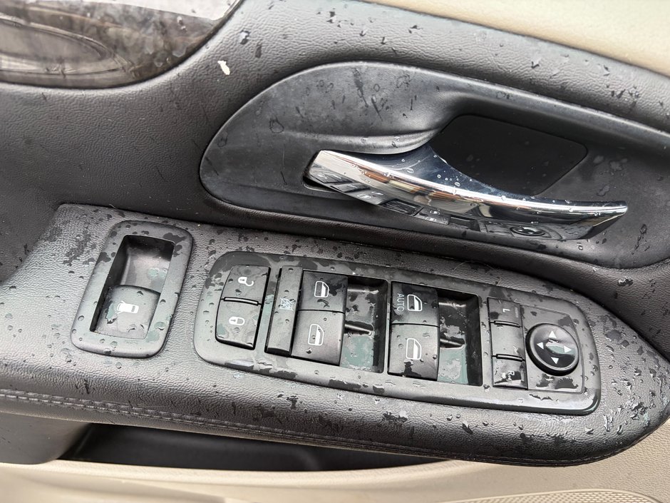 2012 Dodge Grand Caravan SXT-9