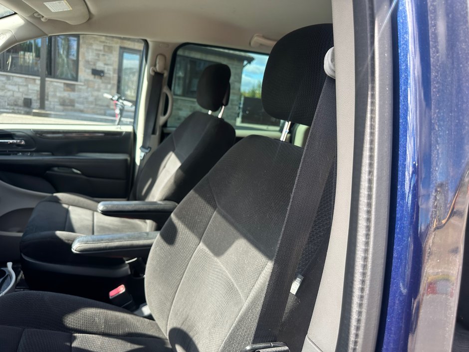 Dodge Grand Caravan SE 2013-6