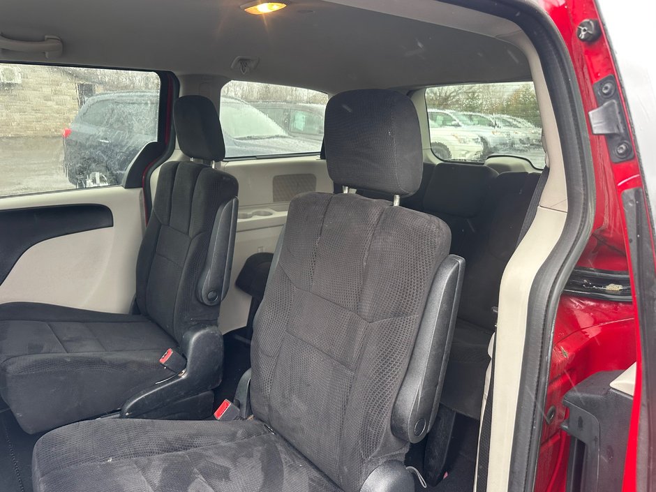 Dodge Grand Caravan SXT 2013-5