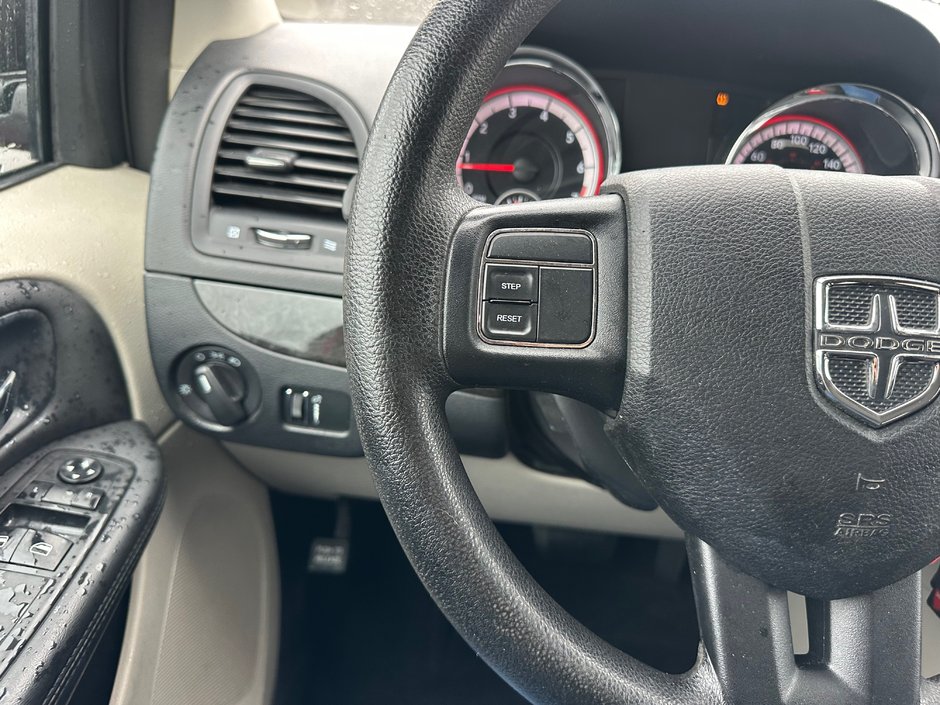 Dodge Grand Caravan SXT 2013-11