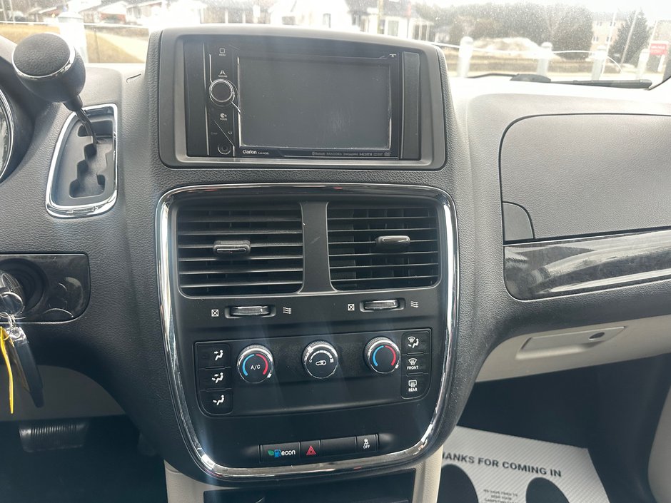 2015 Dodge Grand Caravan Canada Value Package-11