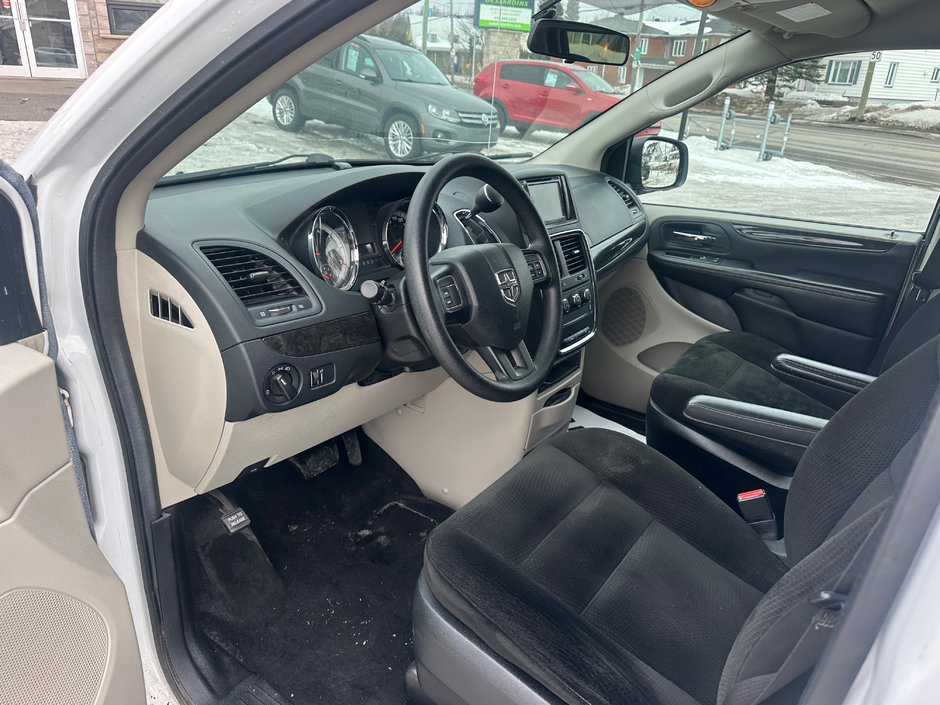 2015 Dodge Grand Caravan Canada Value Package-11