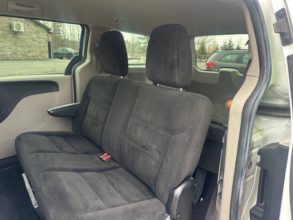 2015 Dodge Grand Caravan Canada Value Package-4