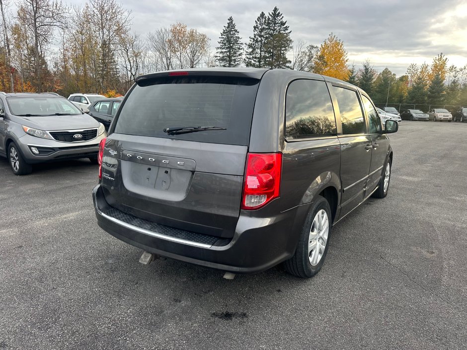Dodge Grand Caravan SE 2016-1