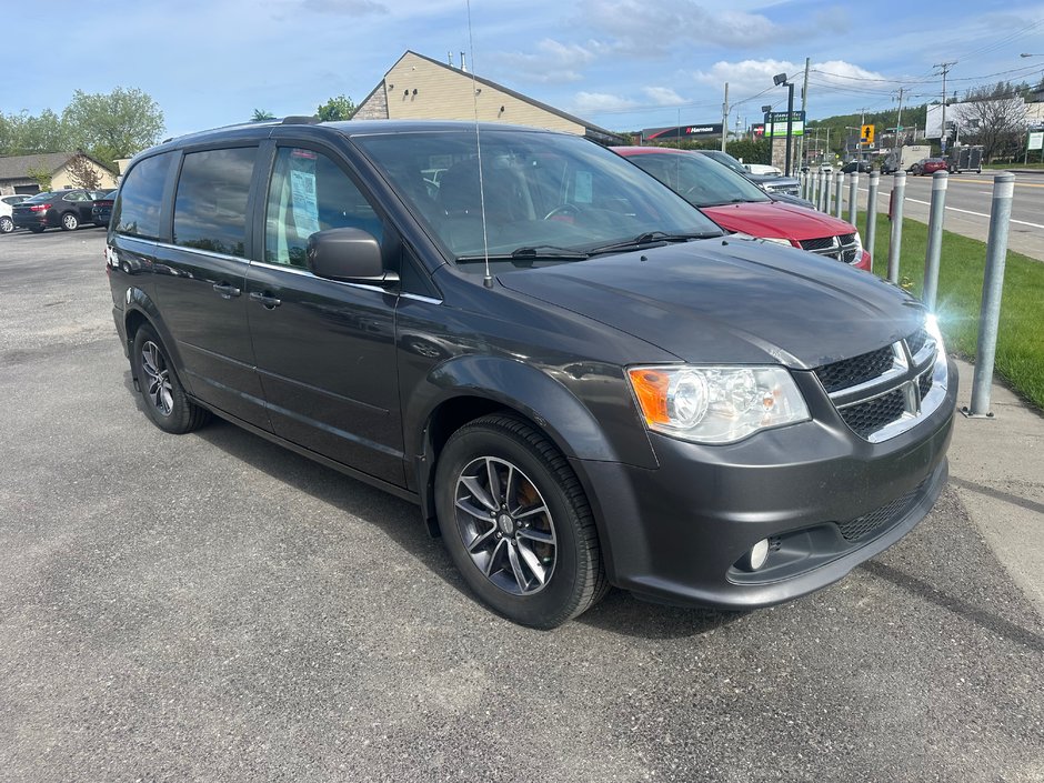 Dodge Grand Caravan SXT Premium Plus 2016-0