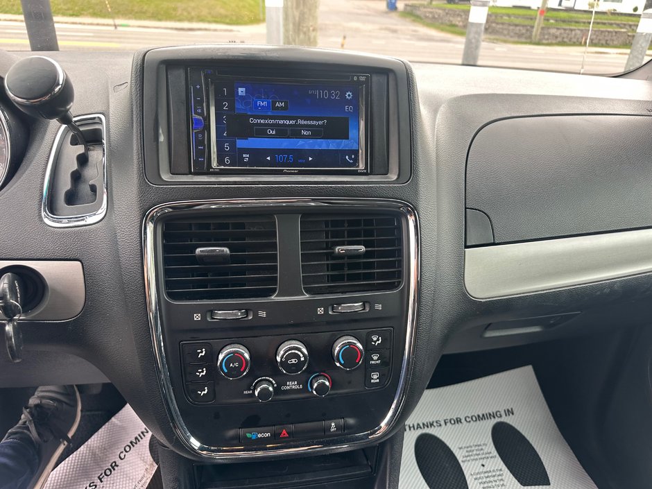 2016 Dodge Grand Caravan SXT-13