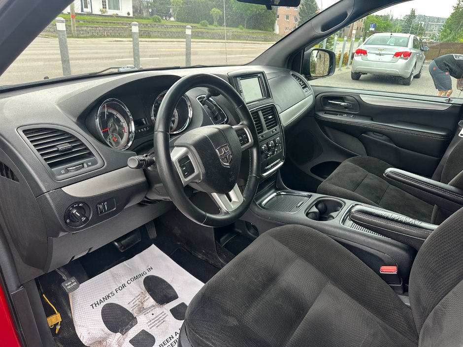 2016 Dodge Grand Caravan SXT-8
