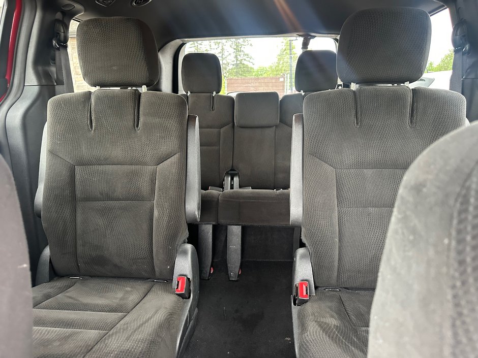 2016 Dodge Grand Caravan SXT-12