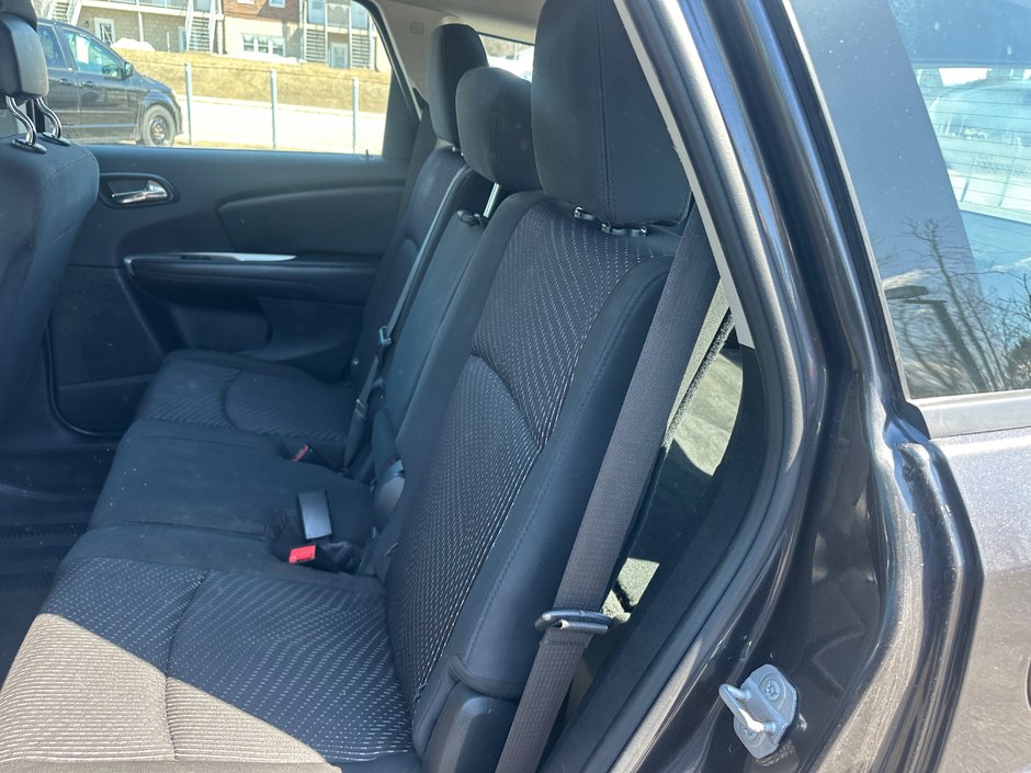 Dodge Journey Canada Value Pkg 2016-4