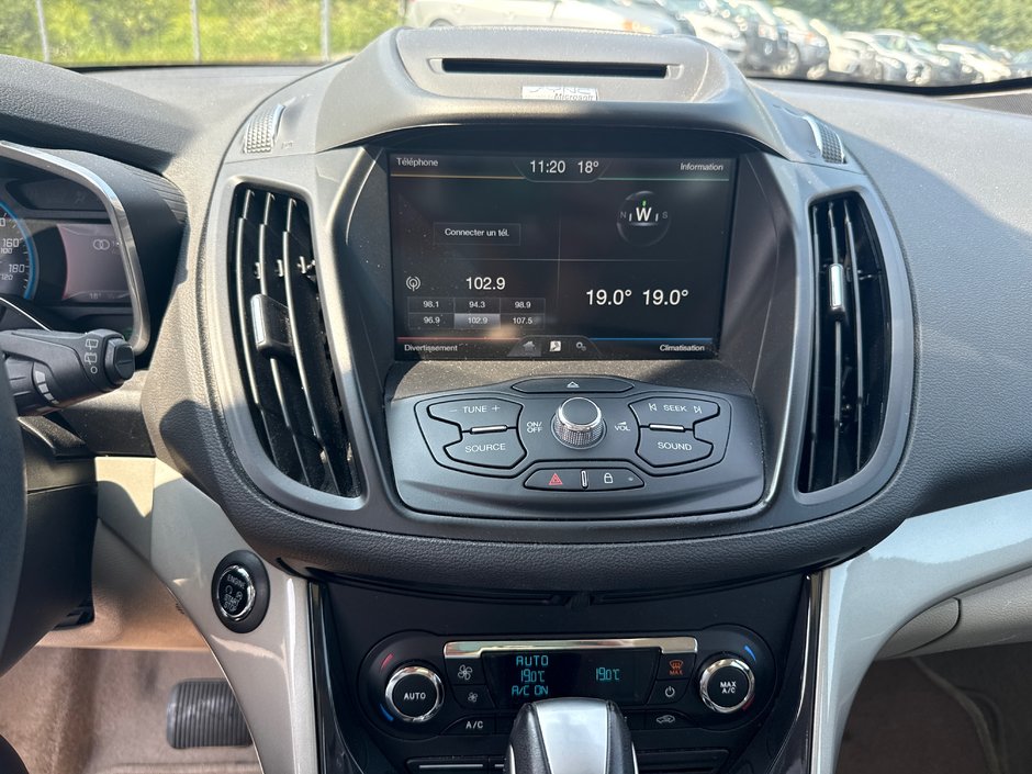 Ford C-MAX hybrid SEL 2014-14