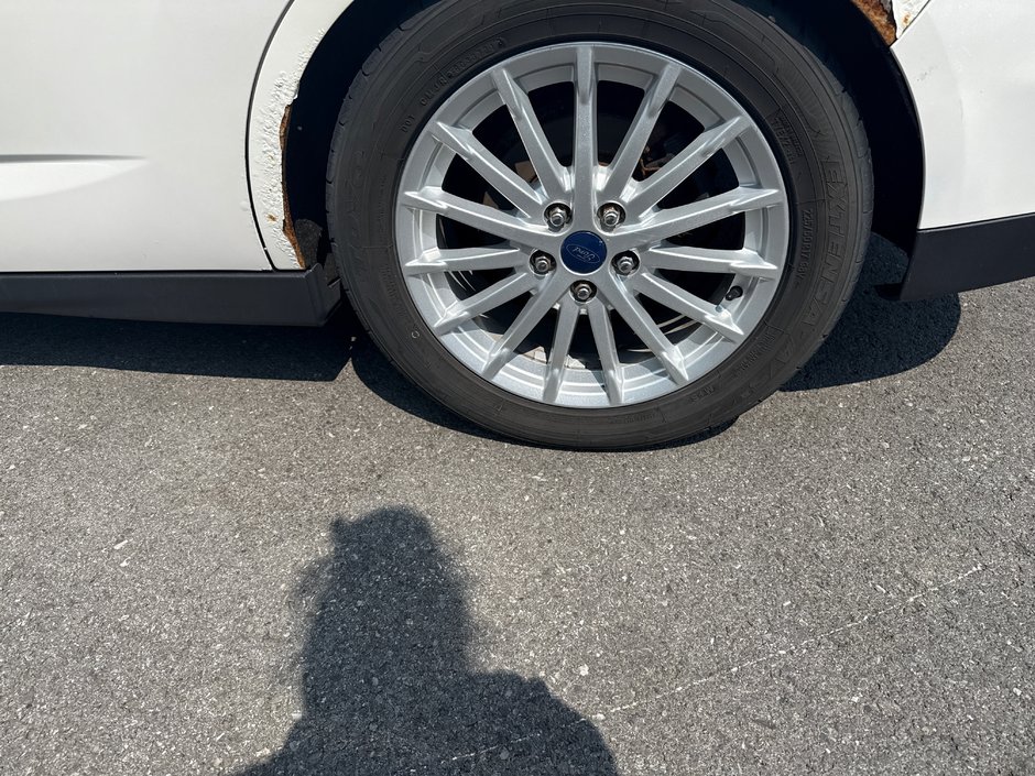 Ford C-MAX hybrid SEL 2014-7