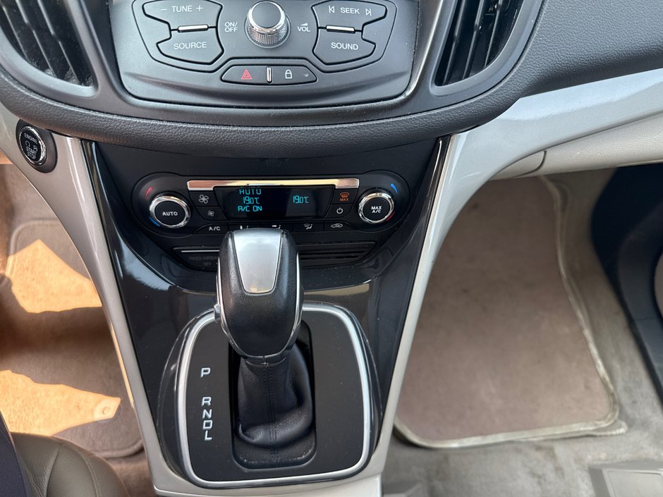 Ford C-MAX hybrid SEL 2014-13