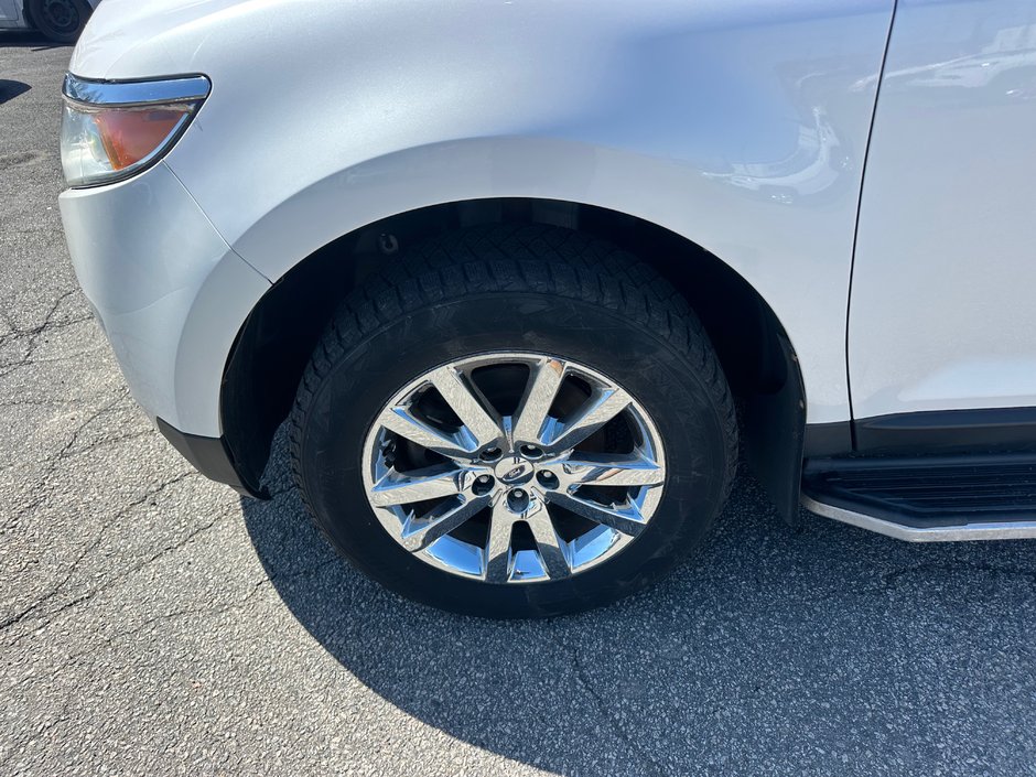 Ford Edge Limited AWD 2013-4