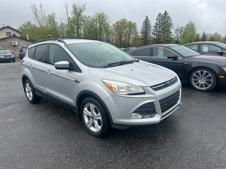 Ford Escape SE 2015-0