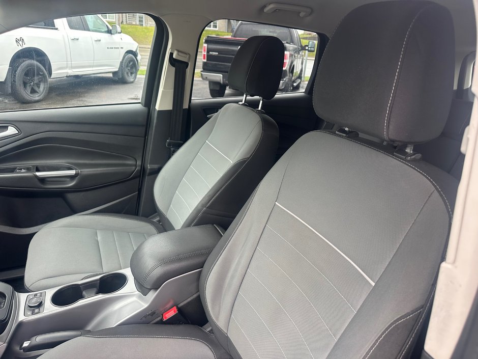 Ford Escape SE 2015-5