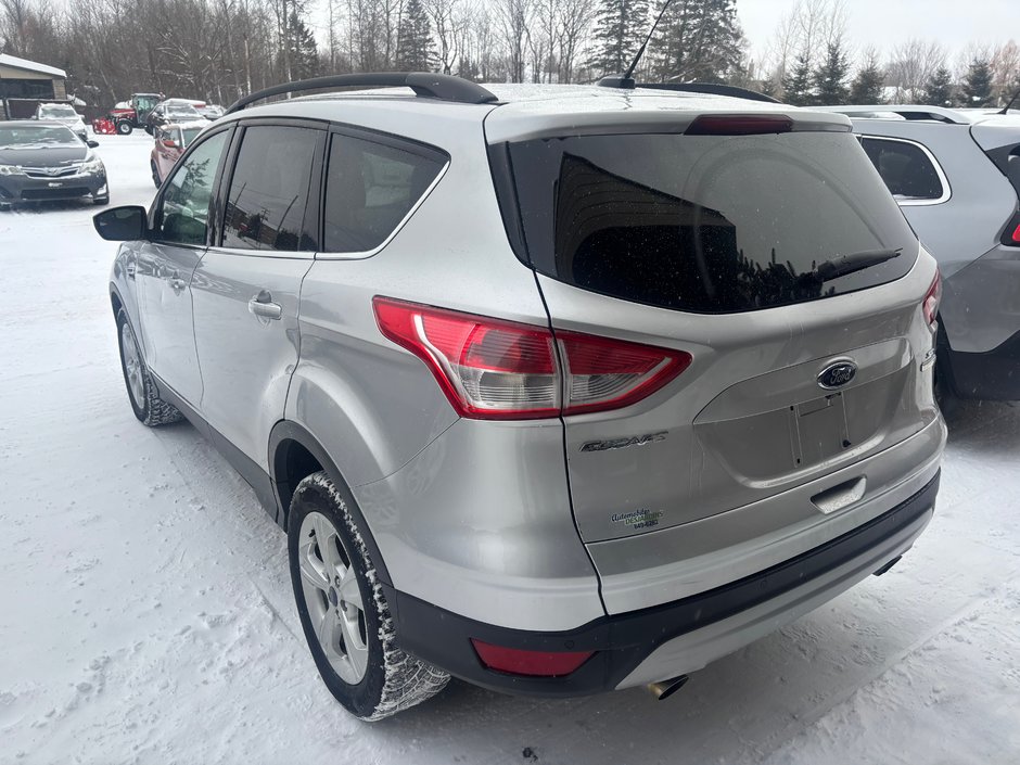 Ford Escape SE 2016-5