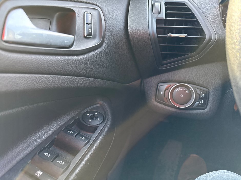 Ford Escape SE 2016-16