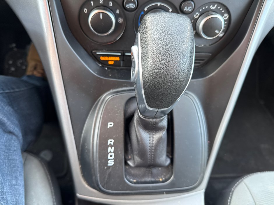 Ford Escape SE 2016-25