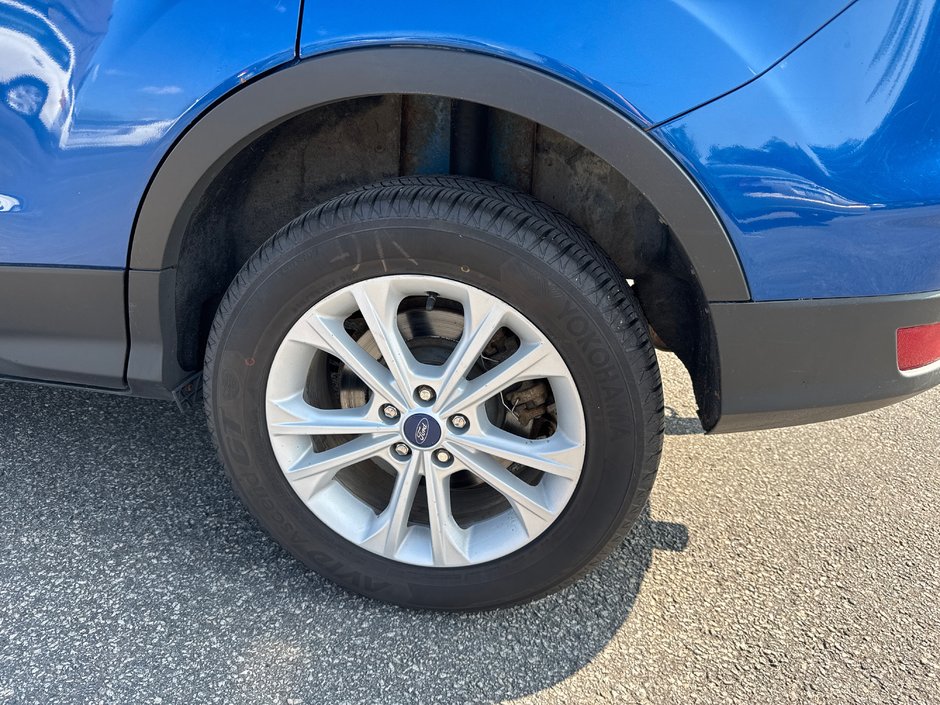 Ford Escape SE 2017-10