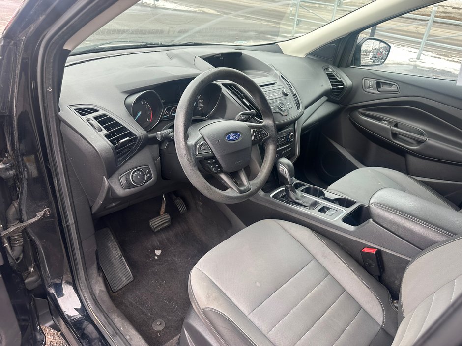 Ford Escape SE 2017-6