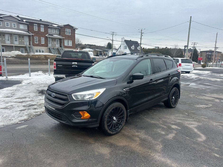 Ford Escape SE 2017-1