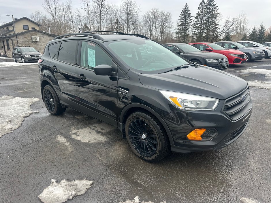 Ford Escape SE 2017-0