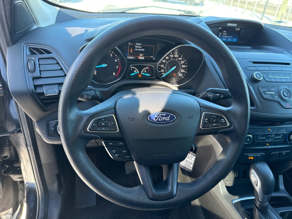 Ford Escape S 2017-8