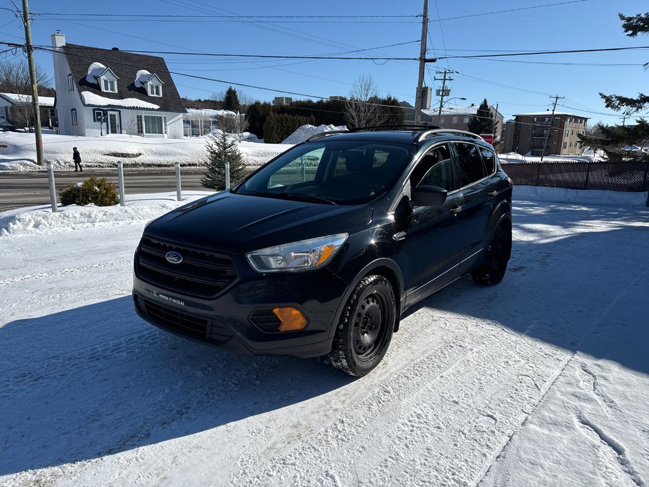 Ford Escape S 2017-2