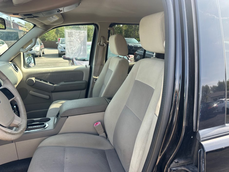Ford Explorer Sport Trac XLT 2007-8