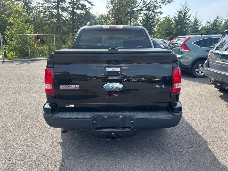 Ford Explorer Sport Trac XLT 2007-3