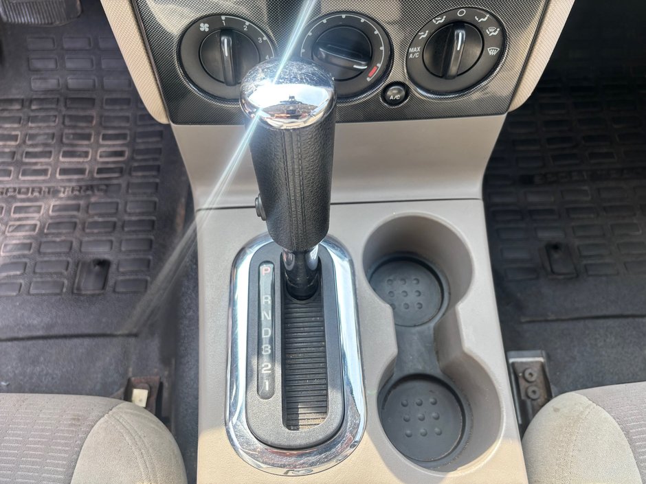 Ford Explorer Sport Trac XLT 2007-26